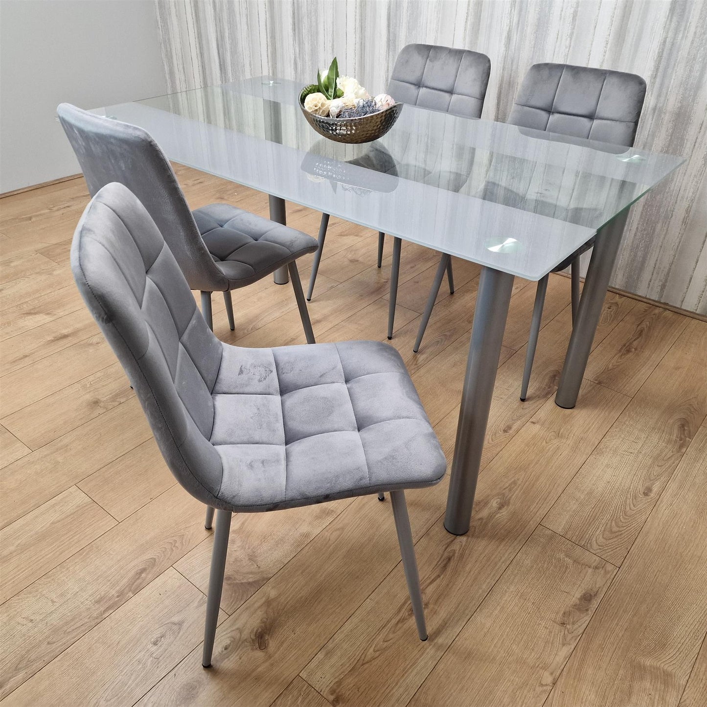 Dining Table Clear Glass and 4 Velvet Grey Chairs Dining Room Furniture
