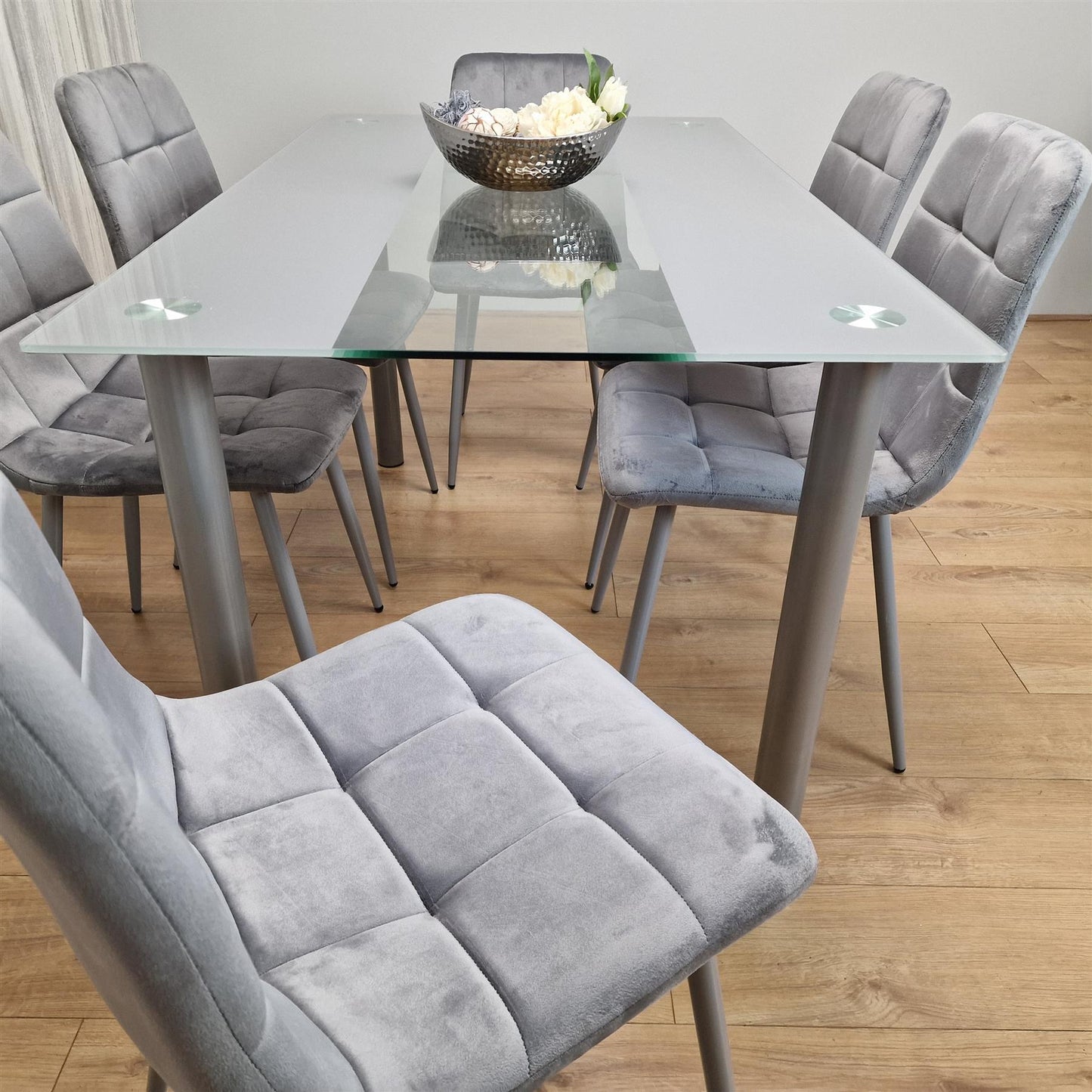 Dining Table and 6 Chairs Grey Clear Glass 6 Velvet Grey Chairs Dining Room Furniture