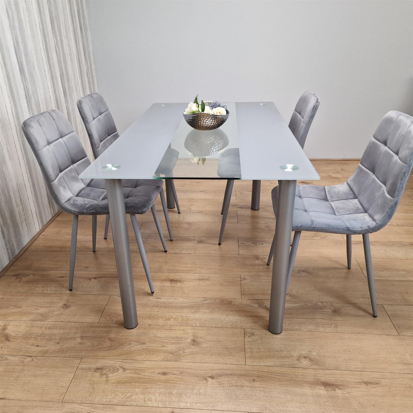Dining Table Clear Glass and 4 Velvet Grey Chairs Dining Room Furniture