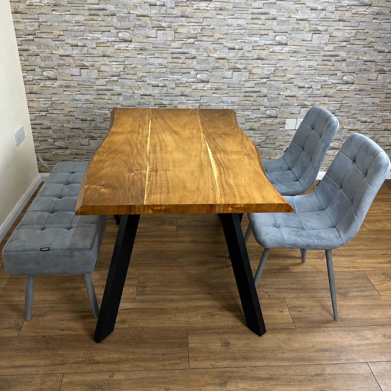 DOUBS  Dining Table with 2 Grey Velvet Chairs and 1 Bench Wooden Table Velvet seating
