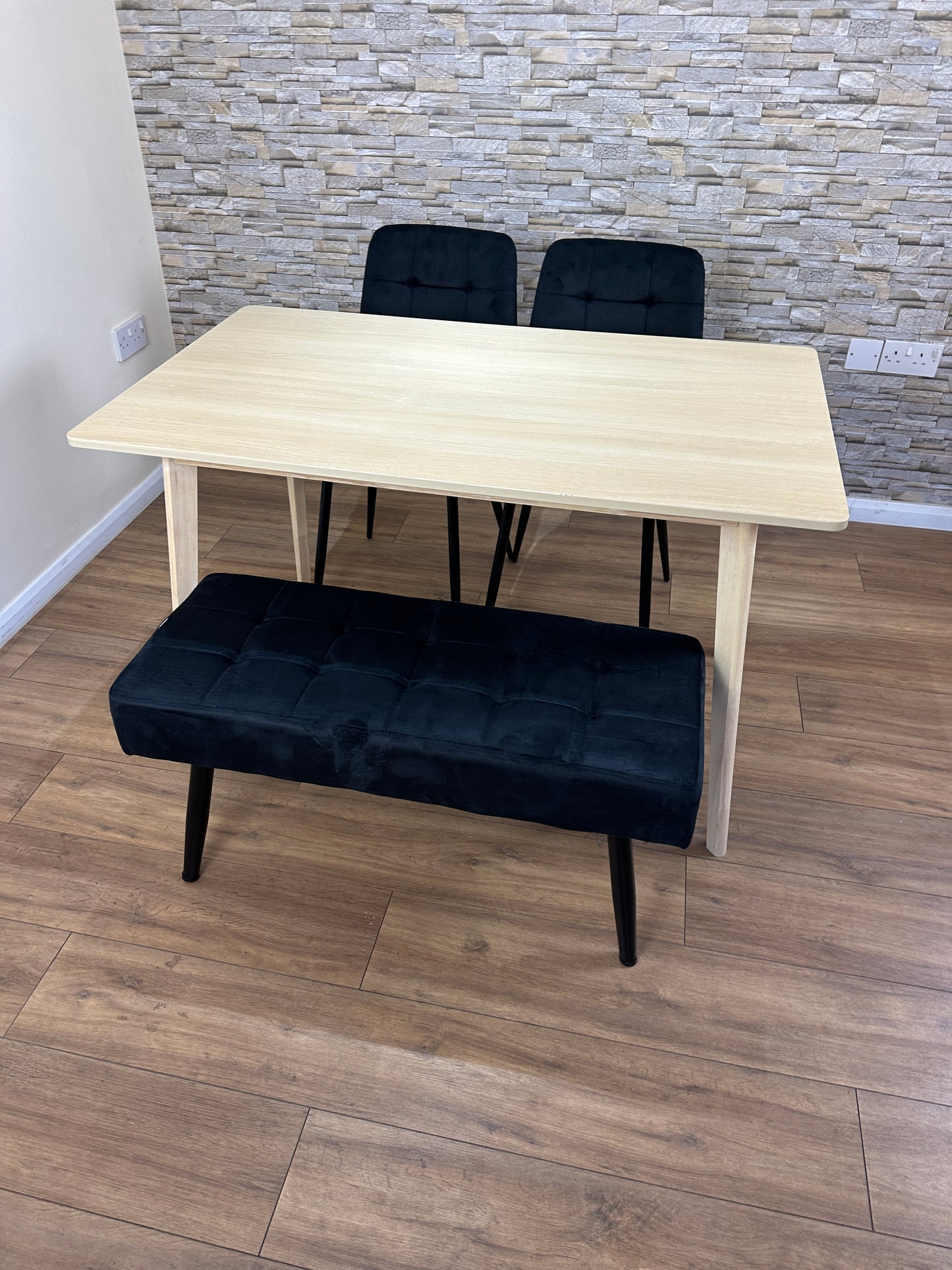 DOUBS Dining Table Set with 2 Black Velvet Chairs and Bench, Oak Effect Table with Matching Black Velvet Seating