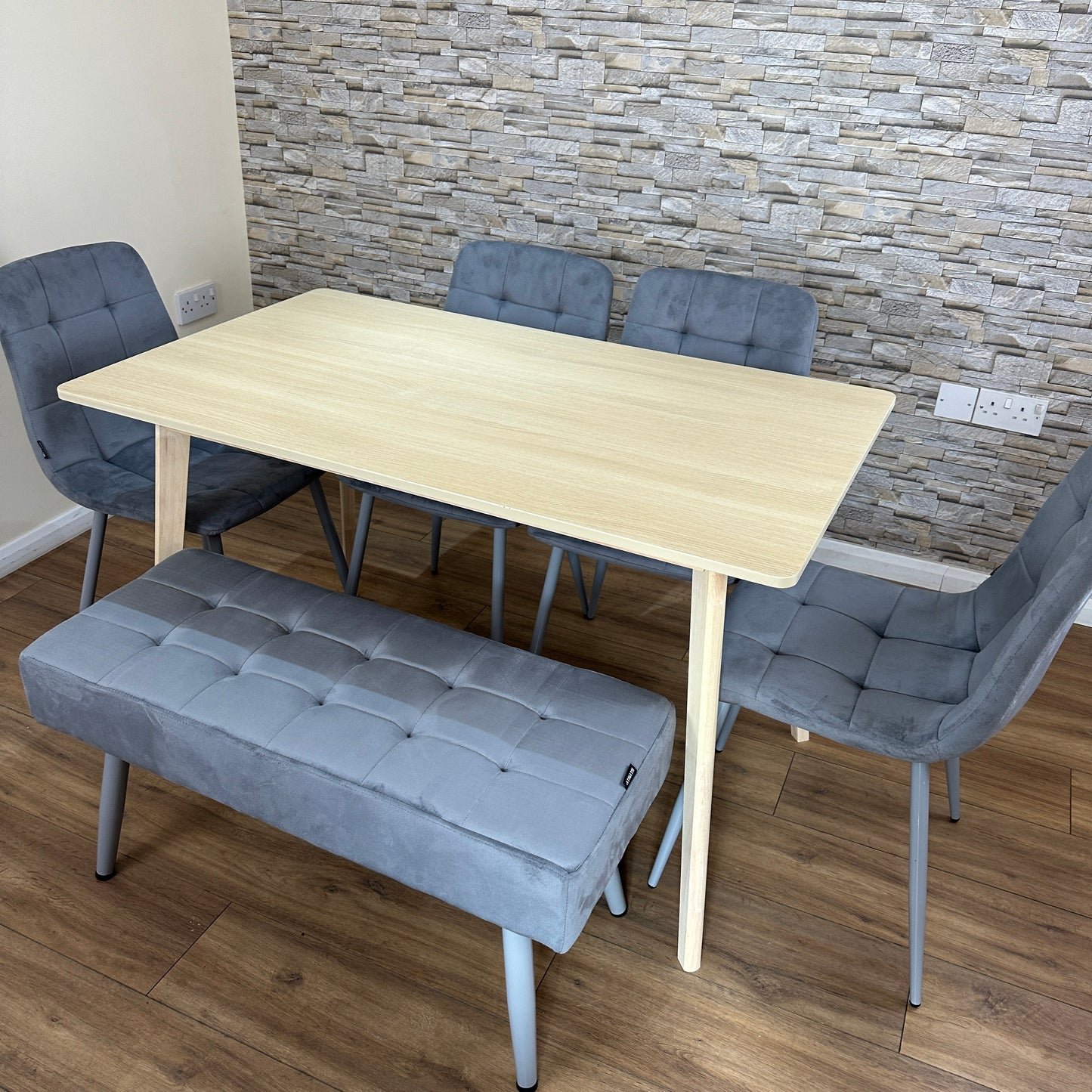 DOUBS Oak Effect Dining Table with 4 Grey Velvet Chairs and 1 Bench 6-Piece Dining Table Set