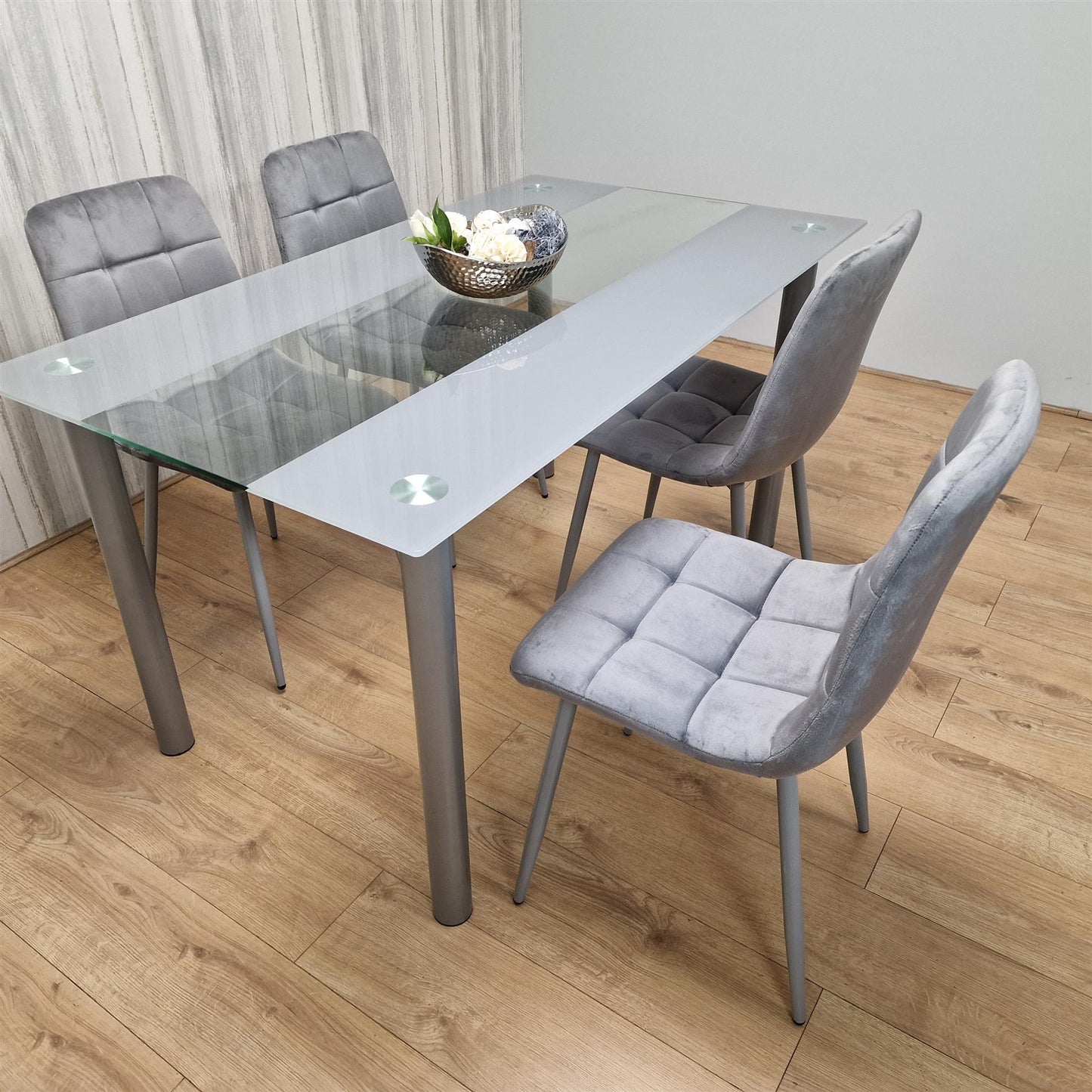 Dining Table Clear Glass and 4 Velvet Grey Chairs Dining Room Furniture