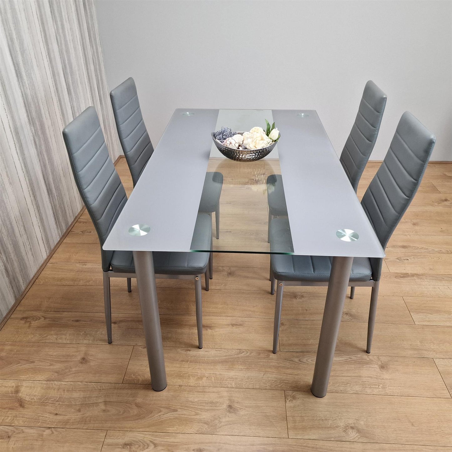 Dining Table and 4 Chairs Grey Clear Glass 4 Leather Grey Chairs Dining Room Furniture